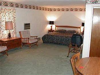 Ladd Brook Inn 포우날 외부 사진